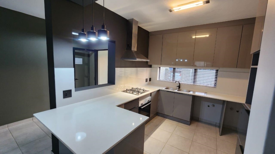 To Let 3 Bedroom Property for Rent in Waterval East North West